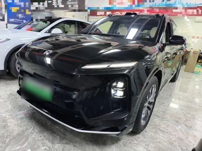 Nio ES6 · 2025 год