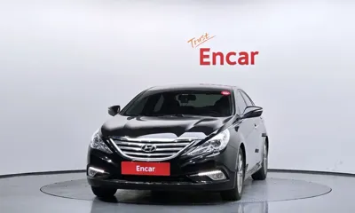 Hyundai Sonata 2013, 196273 км, за 2459.07 USD