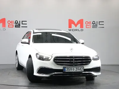 Mercedes-Benz E-Class 2021, 57295 км, за 27953.18 USD