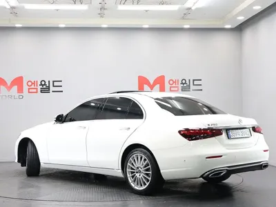 Mercedes-Benz E-Class 2021, 57295 км, за 27953.18 USD