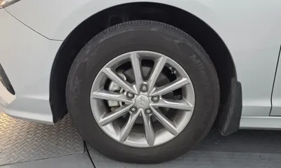 Hyundai Sonata 2018, 109223 км, за 6440.29 USD