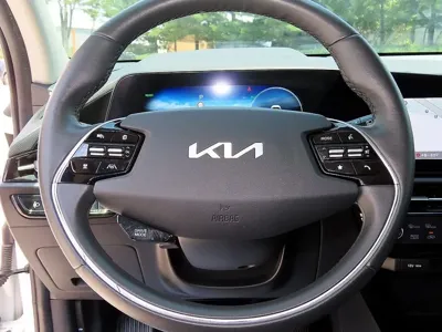 Kia Niro 2022, 82065 км, за 14325.74 USD - фото 8