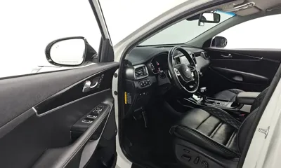 Kia Sorento 2020, 61879 км, за 16195.15 USD - фото 11
