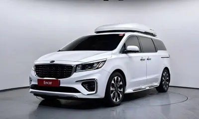 Kia Canival · 2019 год