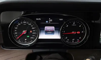 Mercedes-Benz E-Class 2018, 57597 км, за 15798.53 USD - фото 8