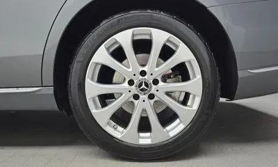 Mercedes-Benz E-Class 2018, 57597 км, за 15798.53 USD - фото 21