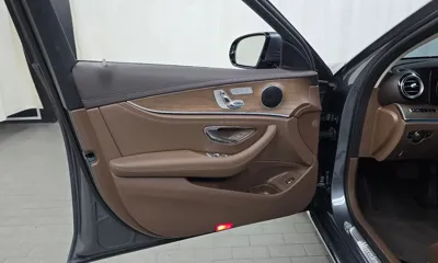 Mercedes-Benz E-Class 2018, 57597 км, за 15798.53 USD - фото 24