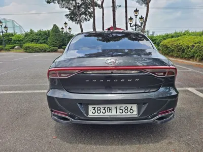 Hyundai Grandeur 2020, 116531 км, за 12361.19 USD