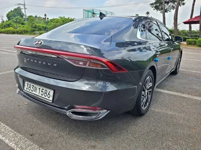 Hyundai Grandeur 2020, 116531 км, за 12361.19 USD - фото 6