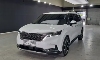 Kia Canival · 2023 год