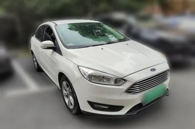 Ford Focus 2015, 129100 км, за 4049 USD