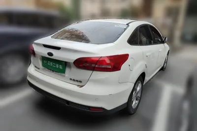 Ford Focus 2015, 129100 км, за 4049 USD - фото 6