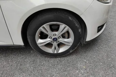 Ford Focus 2015, 129100 км, за 4049 USD - фото 8