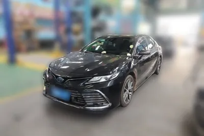 Toyota Camry · 2021 год