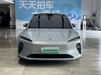 Nio ET5T 2025, 15100 км, за 20585.24 USD