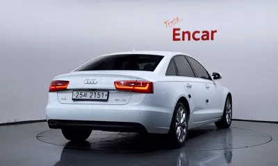 Audi A6 2015, 127473 км, за 5785.61 USD