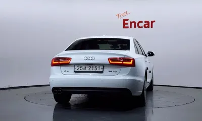 Audi A6 2015, 127473 км, за 5785.61 USD