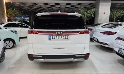Kia Canival 2023, 39918 км, за 22144.38 USD