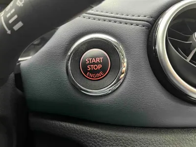 Nissan X-Trail 2025, 1200 км, за 18487.54 USD