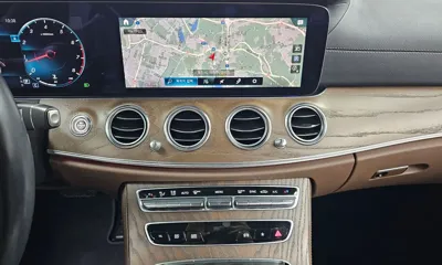 Mercedes-Benz E-Class 2021, 53113 км, за 21012.25 USD - фото 12