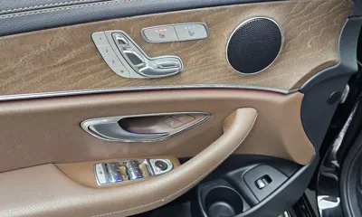 Mercedes-Benz E-Class 2021, 53113 км, за 21012.25 USD - фото 20