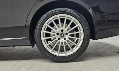 Mercedes-Benz E-Class 2021, 53113 км, за 21012.25 USD - фото 21