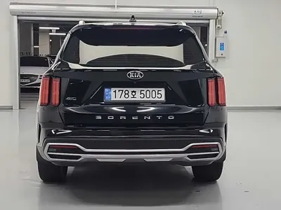 Kia Sorento 2021, 96728 км, за 15938.08 USD