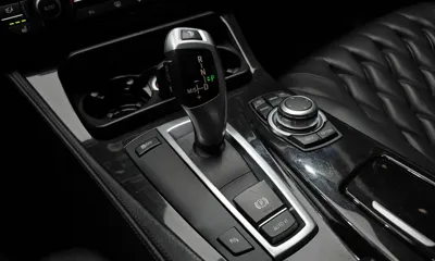 BMW 5-Series 2011, 145695 км, за 3635.76 USD - фото 9