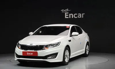 Kia K5 · 2013 год