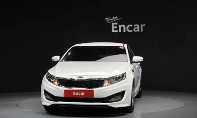 Kia K5 2013, 135020 км, за 2756.99 USD