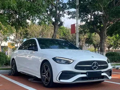 Mercedes-Benz C-Class 2023, 22000 км, за 29428.51 USD