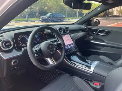 Mercedes-Benz C-Class 2023, 22000 км, за 29428.51 USD