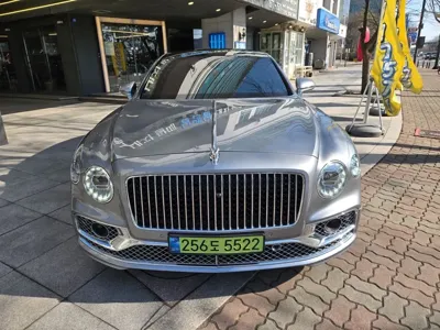 Bentley Flying Spur 2022, 66900 км, за 133923.94 USD