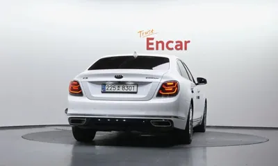 Kia K9 2021, 106924 км, за 18045.61 USD