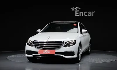 Mercedes-Benz E-Class 2019, 119607 км, за 15747.67 USD