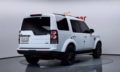 Land Rover Discovery 2016, 132659 км, за 18392.01 USD