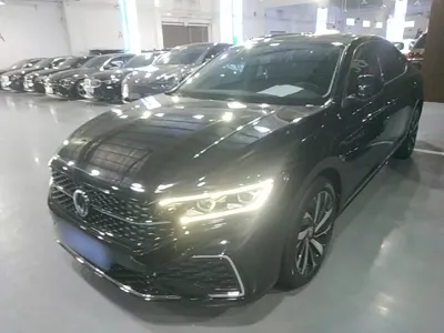 Volkswagen Passat · 2022 год