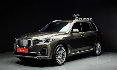 BMW X7 · 2022 год