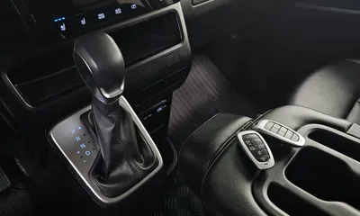 Hyundai Staria 2023, 100411 км, за 16673.23 USD - фото 9