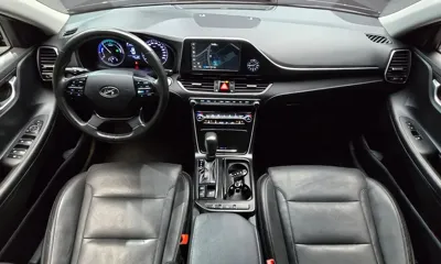 Hyundai Grandeur 2018, 133509 км, за 9122.16 USD - фото 7