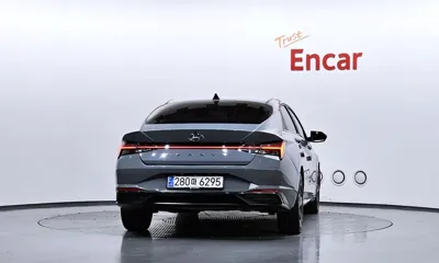 Hyundai Avante 2023, 50020 км, за 11579.51 USD