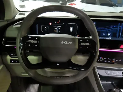 Kia Canival 2026, 11125 км, за 33280.82 USD - фото 10