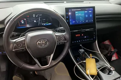 Toyota Avalon 2022, 59700 км, за 21863 USD