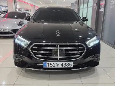 Mercedes-Benz E-Class 2025, 18588 км, за 48105.03 USD