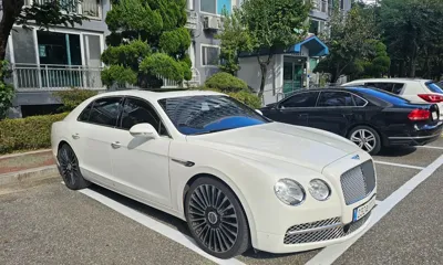Bentley Flying Spur 2016, 125000 км, за 35830.64 USD - фото 13