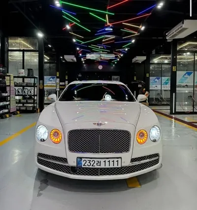 Bentley Flying Spur 2016, 125000 км, за 35830.64 USD - фото 14