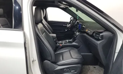 Ford Explorer 2020, 56896 км, за 21473.4 USD - фото 11