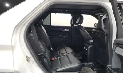 Ford Explorer 2020, 56896 км, за 21473.4 USD - фото 12