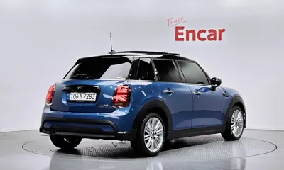 MINI Cooper 2022, 30092 км, за 17486.83 USD - фото 2