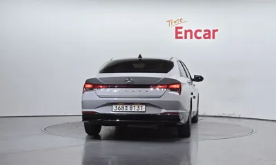 Hyundai Avante 2023, 106338 км, за 10168.05 USD